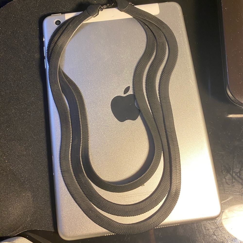 Black short necklace